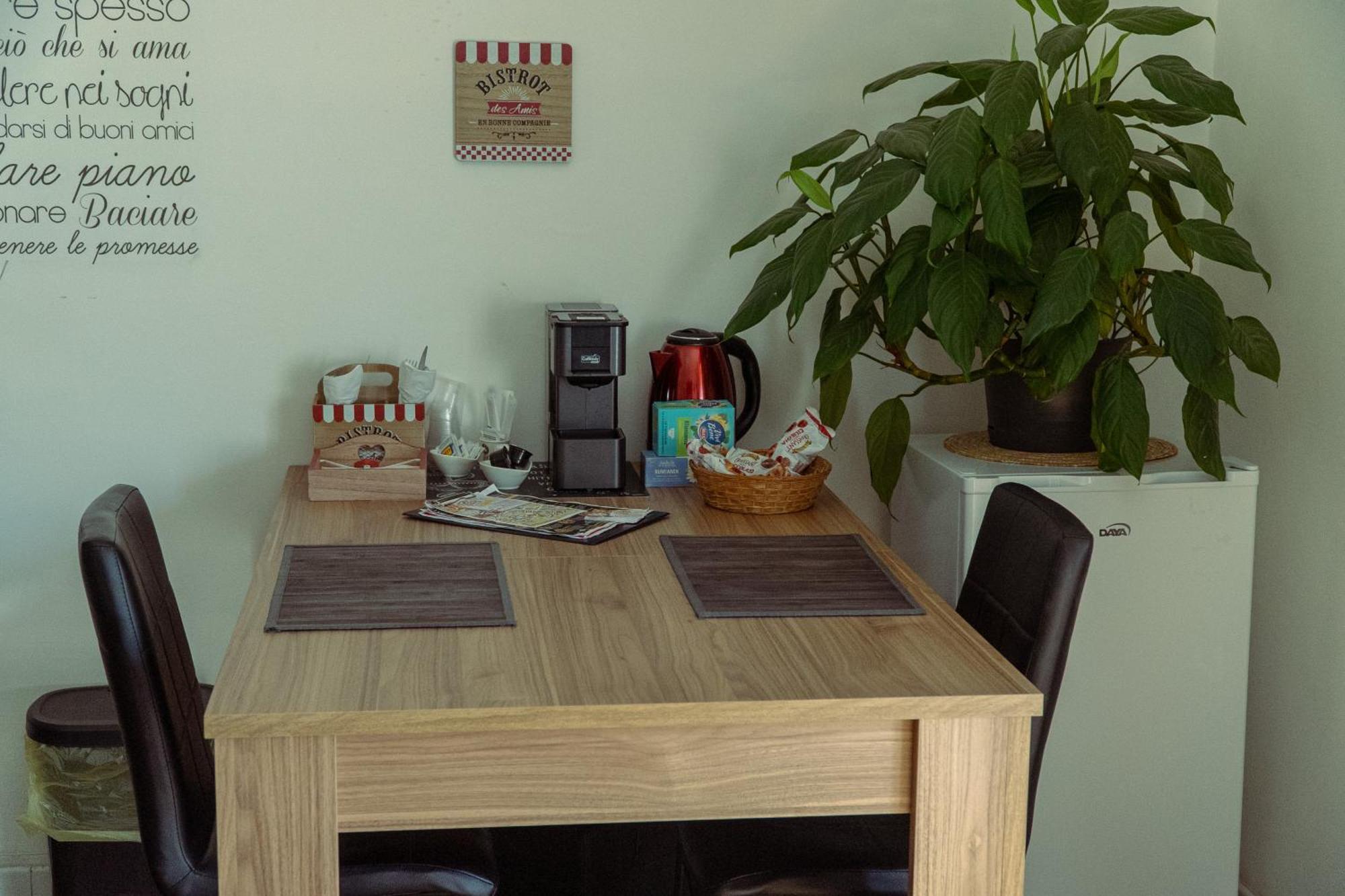Palmina'S Apartments Brindisi Ngoại thất bức ảnh